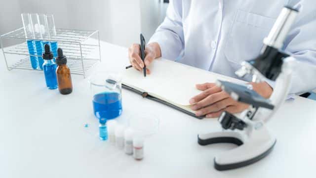 Imagem do curso Farmacoterapia: Fundamentos Clínicos