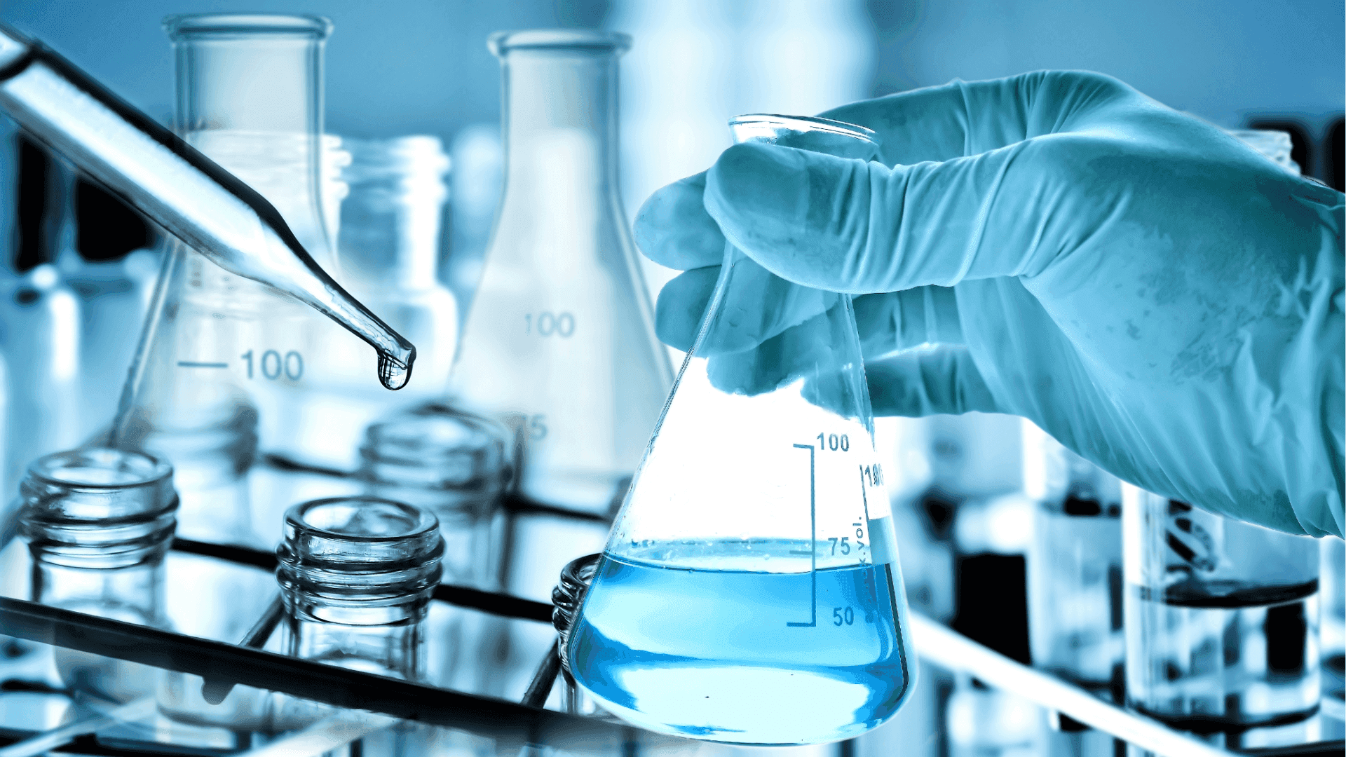 Imagem do curso Controle da Qualidade e Certificação em Laboratório de Análises Clínicas e Micologia Clínica