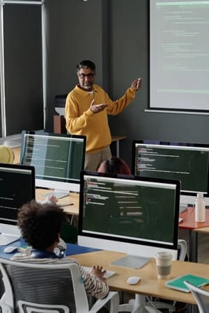 Integrar ferramentas e recursos digitais na aula