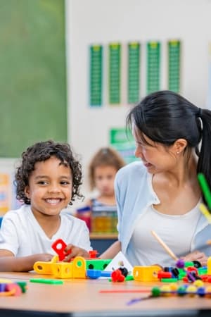 Mapear circuitos de memória, motivação e linguagem