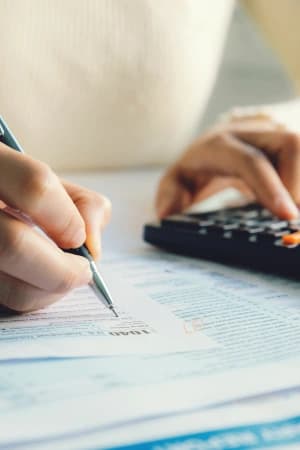 Analisar e atuar em processos ADM e judiciais