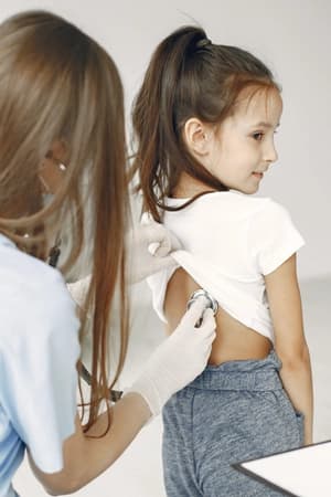 Manejar urgências com protocolos e priorização