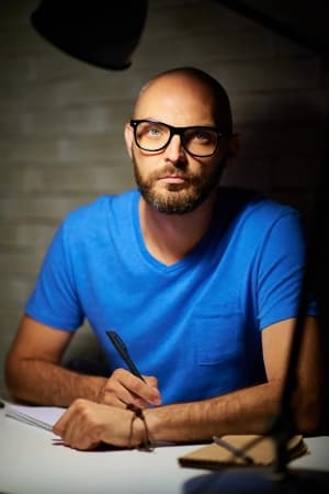 Criar composições visuais com intenção estratégica