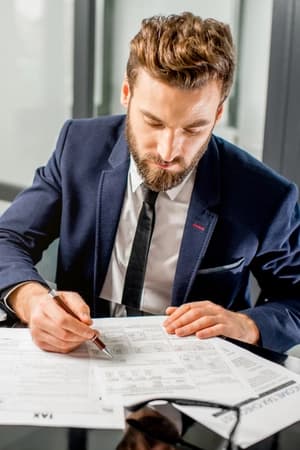 Assegurar conformidade, riscos e eficiência fiscal