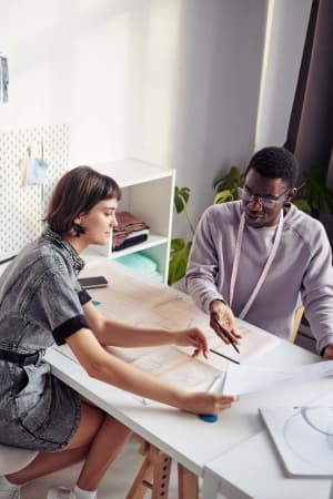 Avaliar desempenho de marca com métricas e análises