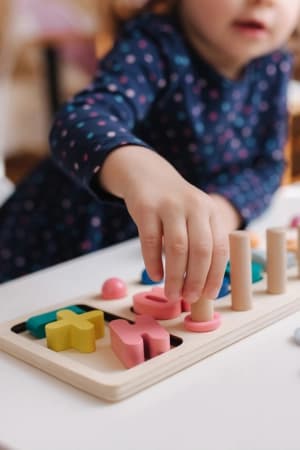 Aplicar estratégias terapêuticas e educacionais