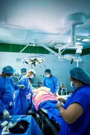Monitorar pacientes em terapia intensiva