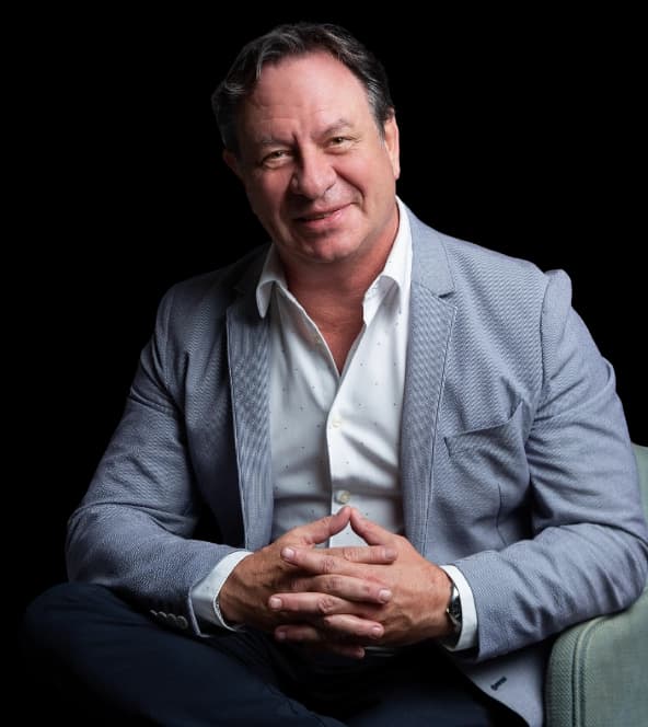 Me. Paulo Roberto Zétola