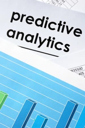 Utilizar análise preditiva e prescritiva para insights