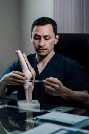 Seguir protocolos atualizados com segurança e precisão