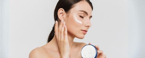 Skin Flooding: O tratamento para pele ressecada que ganhou as redes sociais