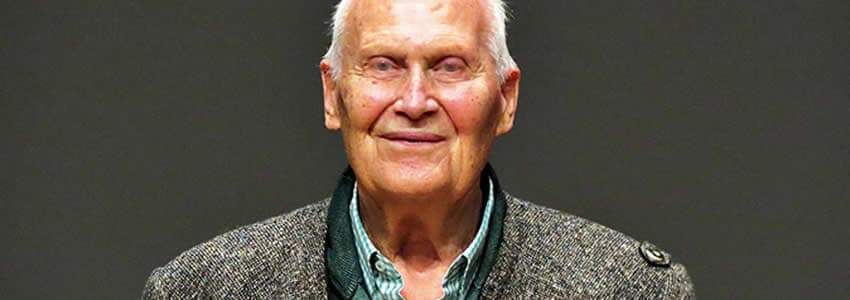 Morre Bert Hellinger, inventor do método de Constelação Familiar