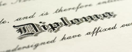 Diploma EAD é igual ao de Presencial? Conheça mitos e verdades sobre o ensino à distância