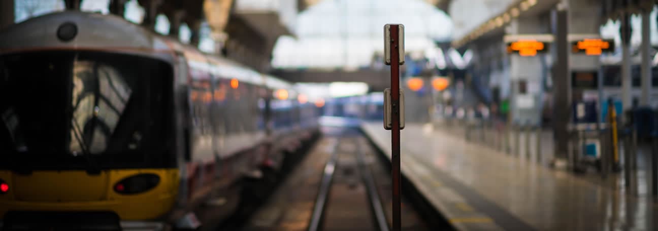 Trem que vai ligar São Paulo ao aeroporto de Guarulhos começa a funcionar 