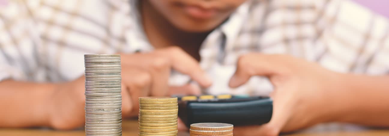 Dar mesada para os filhos é ou não uma boa decisão?
