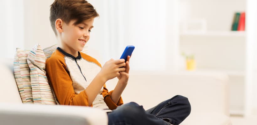 Repensando o uso de aparelhos eletrônicos na primeiríssima infância