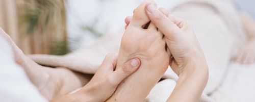 Reflexologia: quais seus benefícios e em quais regiões pode ser aplicada?