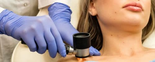 Enfermeiros Dermatológicos: Guiando Pacientes Rumo a uma Pele Saudável