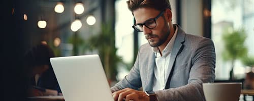 5 Estratégias para Profissionais Obterem Sucesso na Liderança e no Desenvolvimento de Equipes