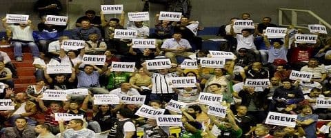 Metroviários decidem em Assembleia se terá greve