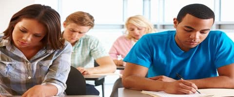 Preparação para o Enem movimenta alunos de todo o Brasil 