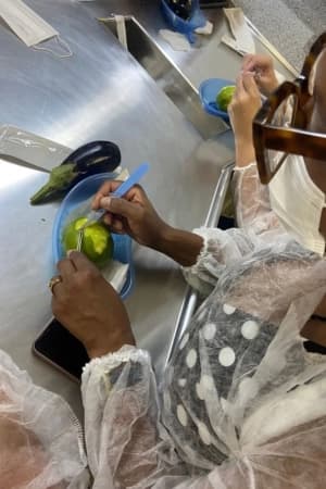 Capacitar profissionais em técnicas de Estomaterapia