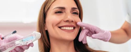 Farmácia estética: o que o farmacêutico esteta faz na prática?