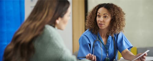 Com a complexidade dos exames e diagnósticos, torna-se necessário a contratação de funcionários