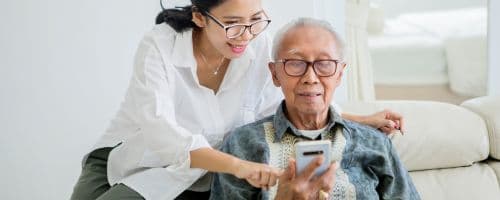 A Importância dos Profissionais Especialistas em Gerontecnologia no Brasil