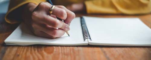 Como aplicar a poesia na Arteterapia na busca pela cura?