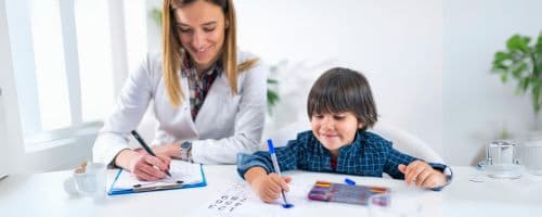 Qual a Diferença de Psicopedagogia Institucional e Clínica? Entenda