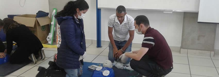 Curso de Pós Graduação de Enfermagem em Emergência Pré e Intra-Hospitalar