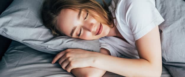 O que acontece com o corpo humano durante o sono?