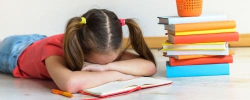 O Que Diz a Neurociência Sobre a Procrastinação Infantil nos Estudos