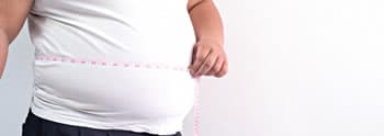 O exercício físico precisa fazer parte da rotina de pessoas que sofrem com o sobrepeso