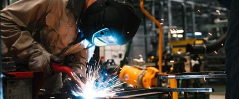Produção de veículos cai 15,1%