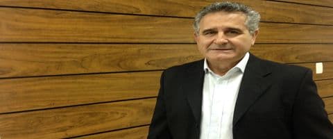 Professor Luzimar Teixeira apresenta palestra destinada aos profissionais da saúde