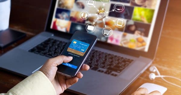 Como você se relaciona com os clientes na internet?
