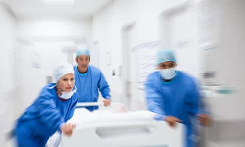 FARMÁCIA CLÍNICA EM CIRURGIA, EMERGÊNCIA E TRAUMA